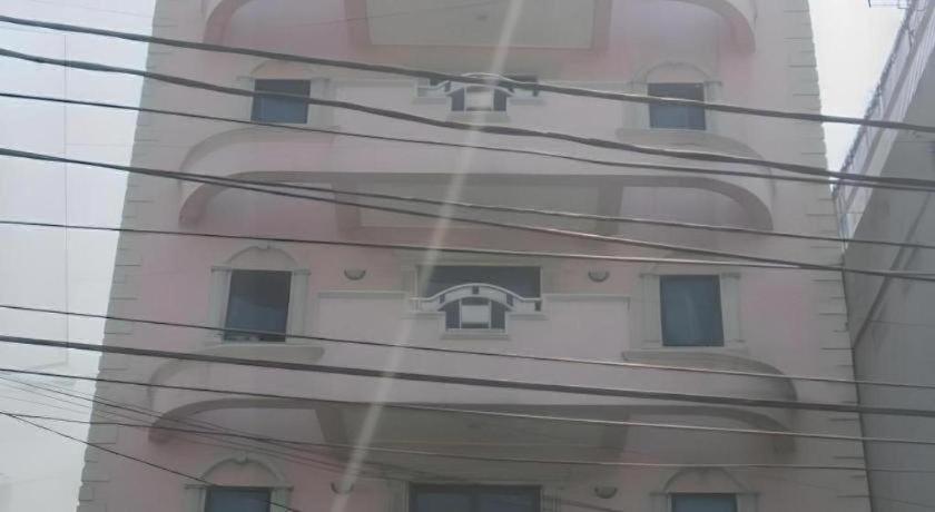Lautze Indah Hotel 2*