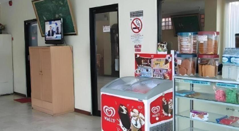 Hotel Lautze Indah