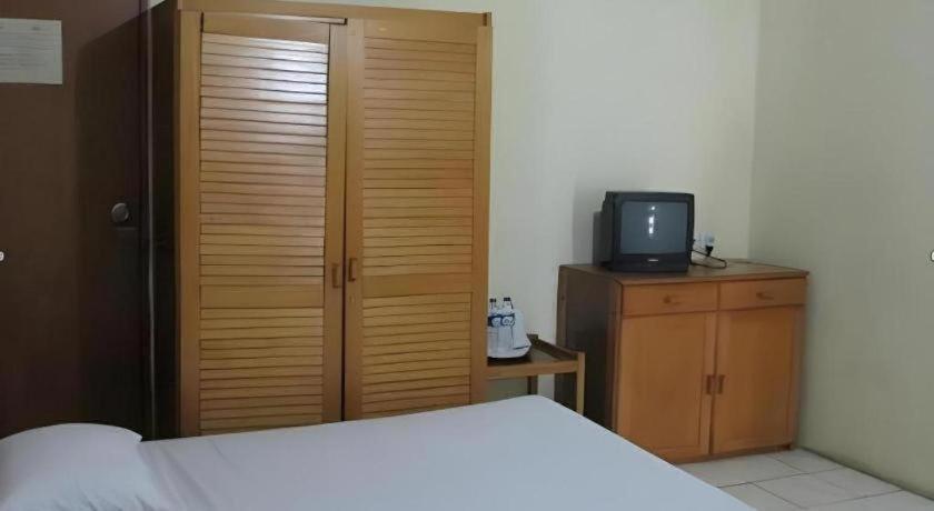Lautze Indah Hotel 2*